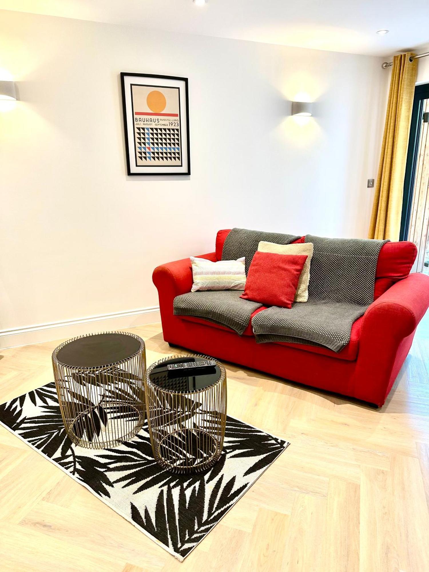 Rye Brand New Apartment Extérieur photo